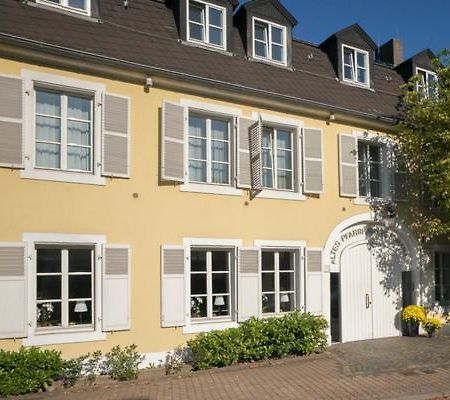 Hotel Altes Pfarrhaus Beaumarais Saarlouis Exterior foto