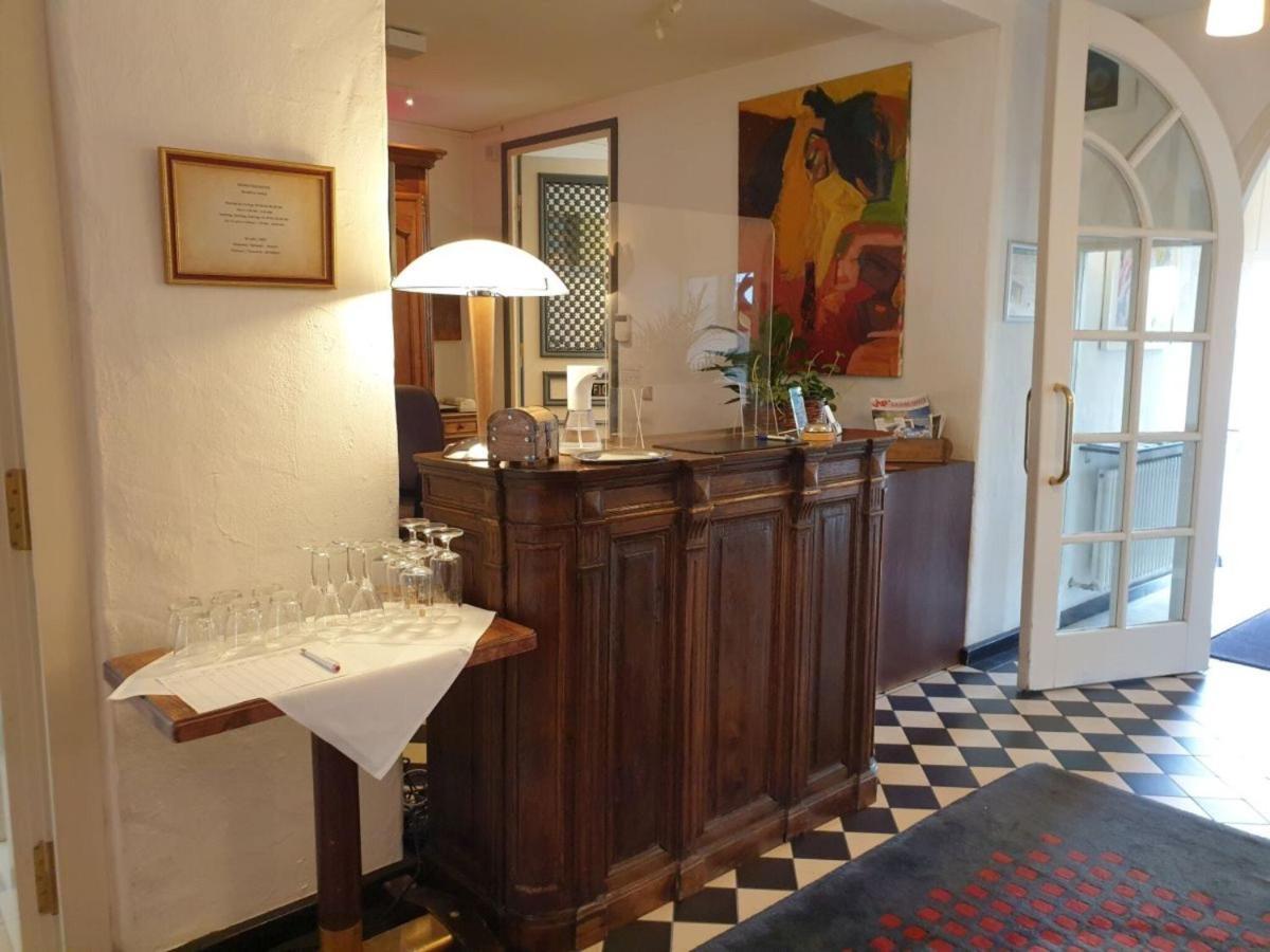 Hotel Altes Pfarrhaus Beaumarais Saarlouis Exterior foto